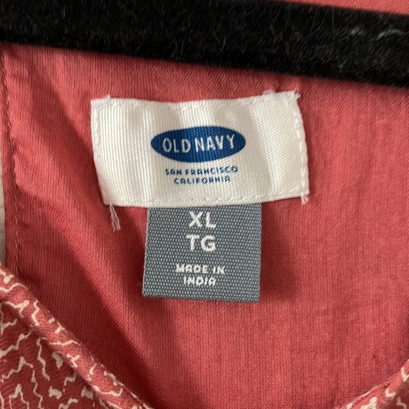 Old Navy - Sleeveless Coral Dress - Picture 3 of 3